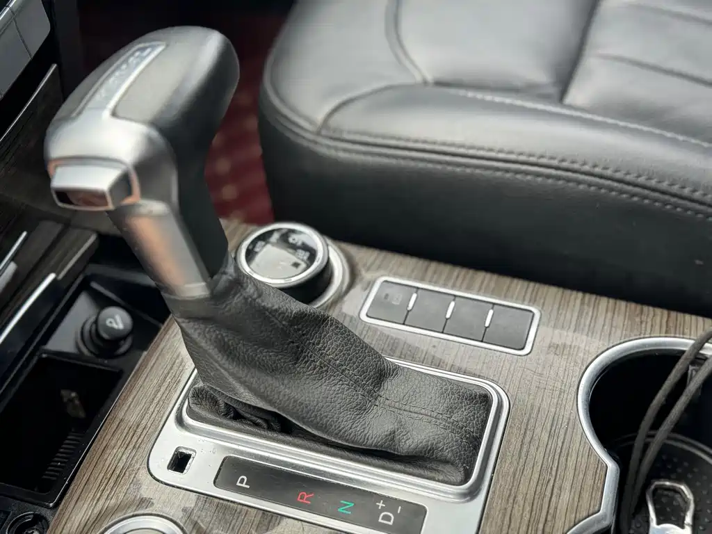 Haval H9 2015 — фото 13