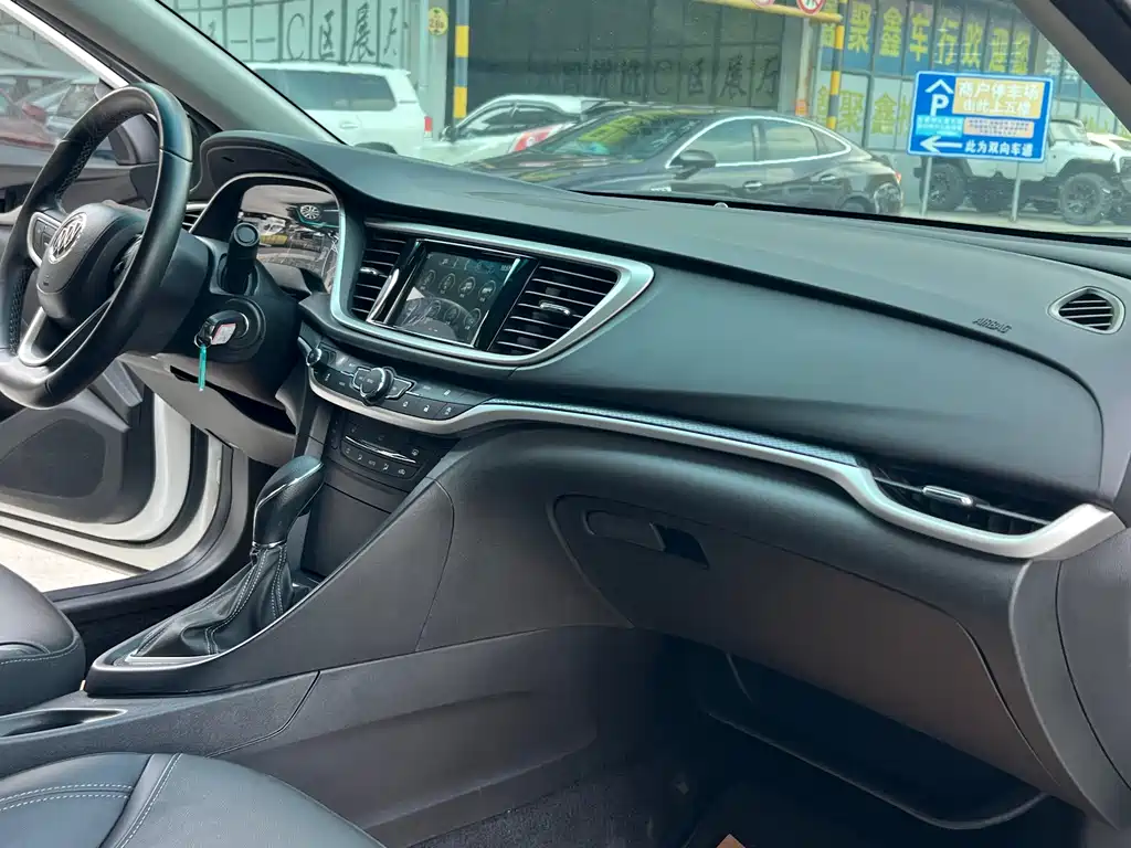 Buick Excelle 2019 — фото 14