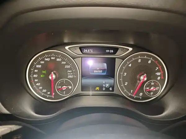 Mercedes-Benz B-Class 2015