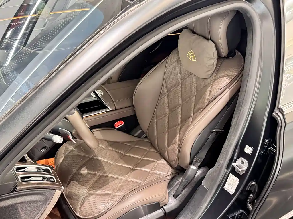 Mercedes-Benz Maybach S-Class 2022 — фото 19