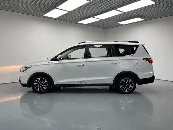 Changan Auchan A800 2017
