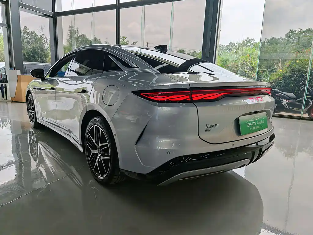 BYD Han L 2025 — фото 13