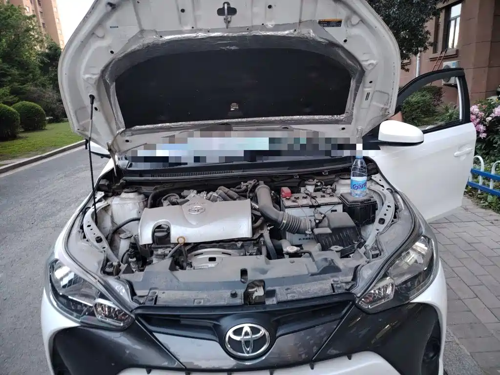Toyota Yaris L 2019 — фото 11