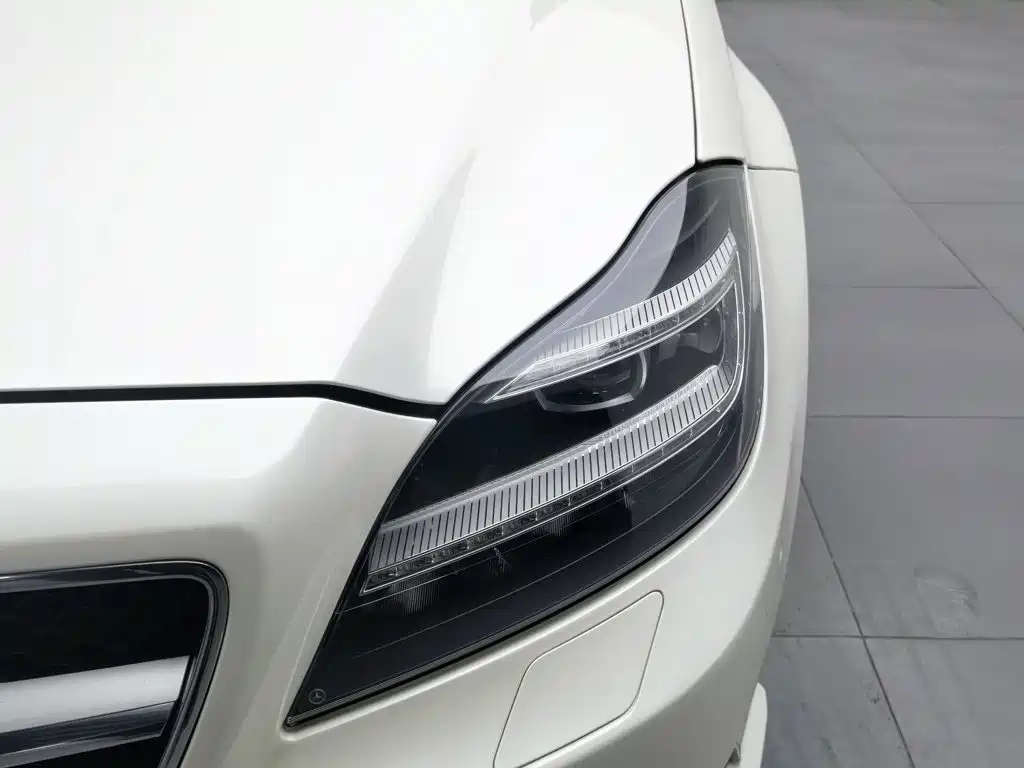 Mercedes-Benz CLS 2015 — фото 7