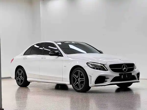 Mercedes-Benz C-Class 2021
