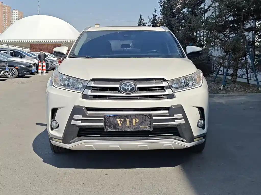 Toyota Highlander 2020 — фото 2