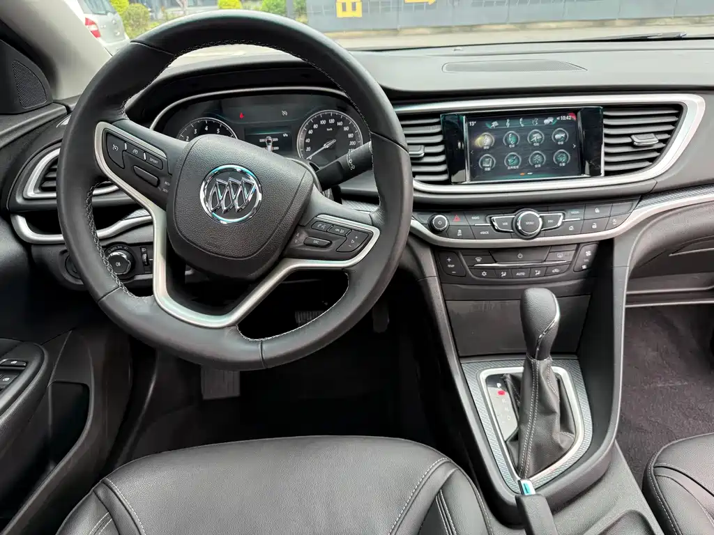 Buick Excelle 2019 — фото 15