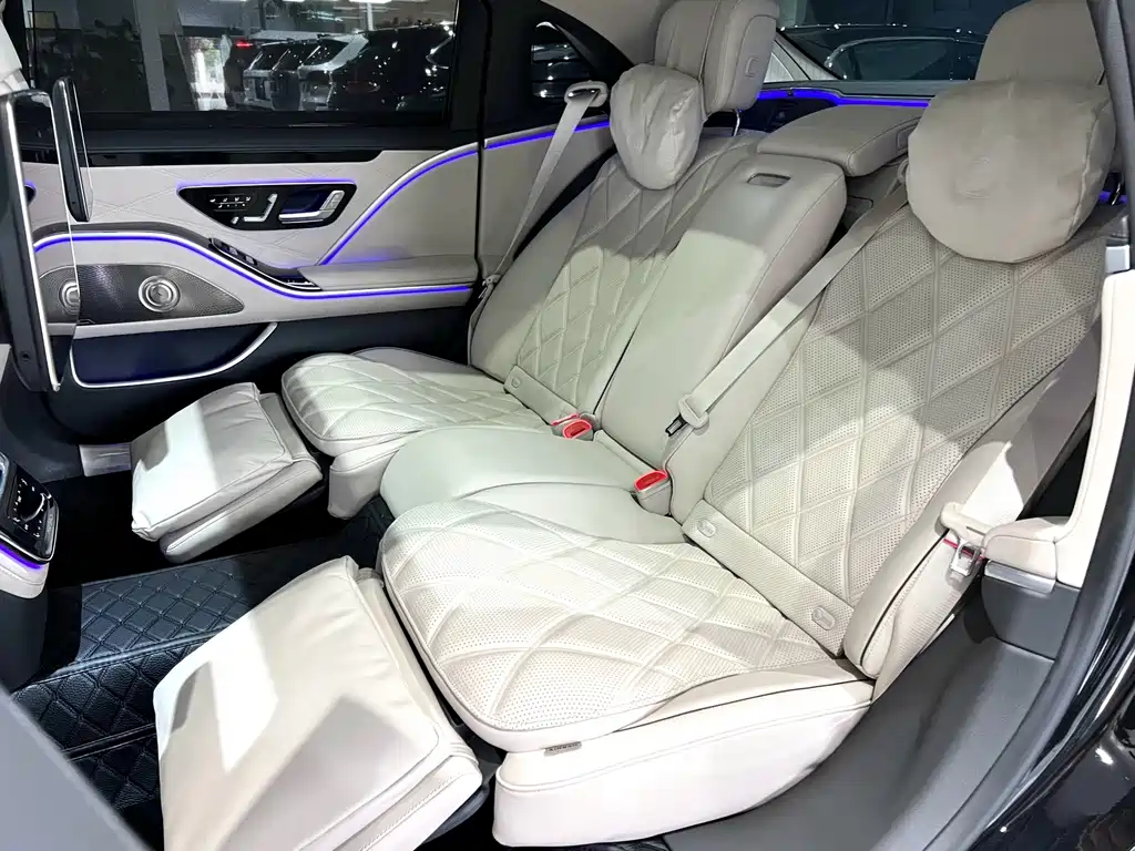 Mercedes-Benz Maybach S-Class 2023 — фото 16
