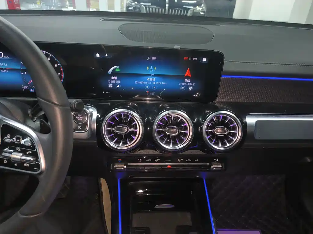 Mercedes-Benz GLB 2023 — фото 13
