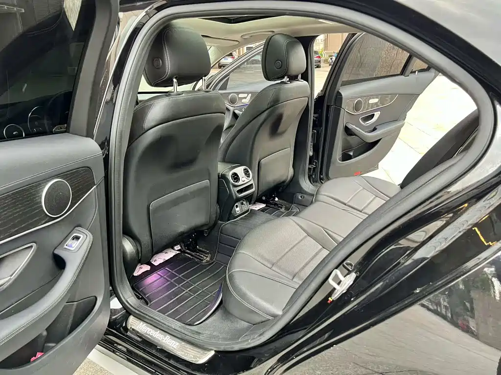 Mercedes-Benz C-Class 2021 — фото 6