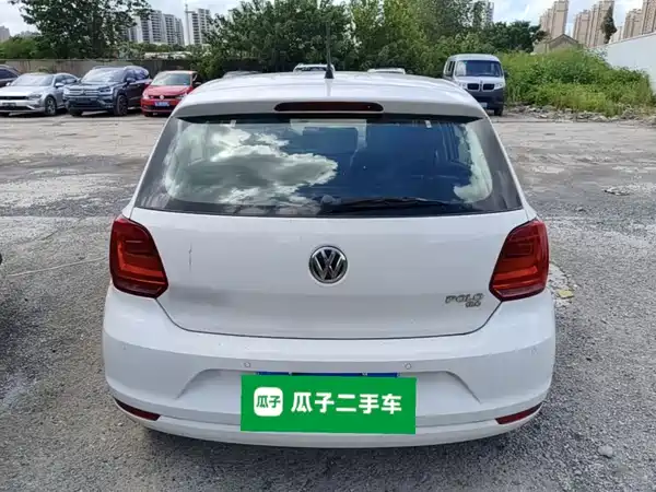 Volkswagen Polo 2016