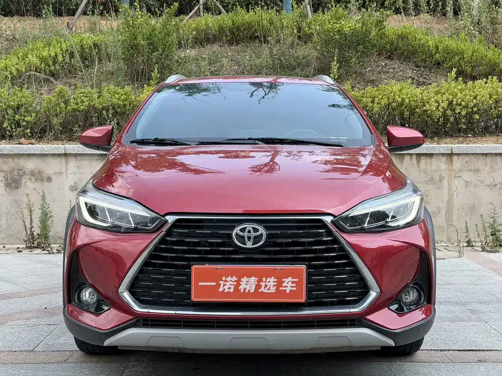 Toyota Yaris L 2022