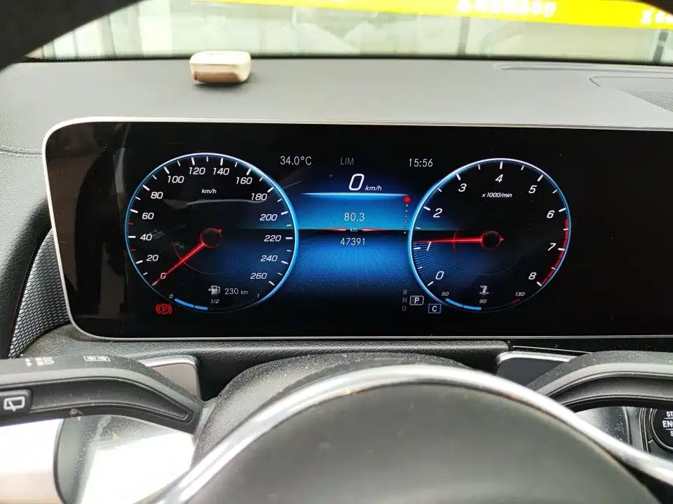 Mercedes-Benz GLB 2020