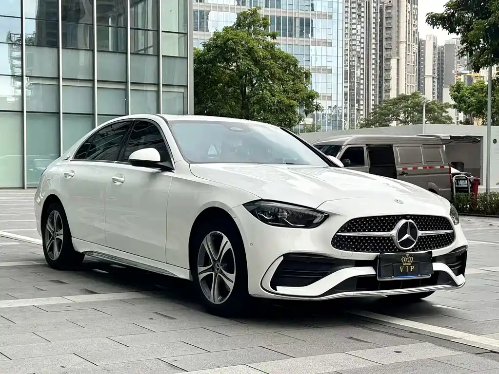 Mercedes-Benz C-Class 2022