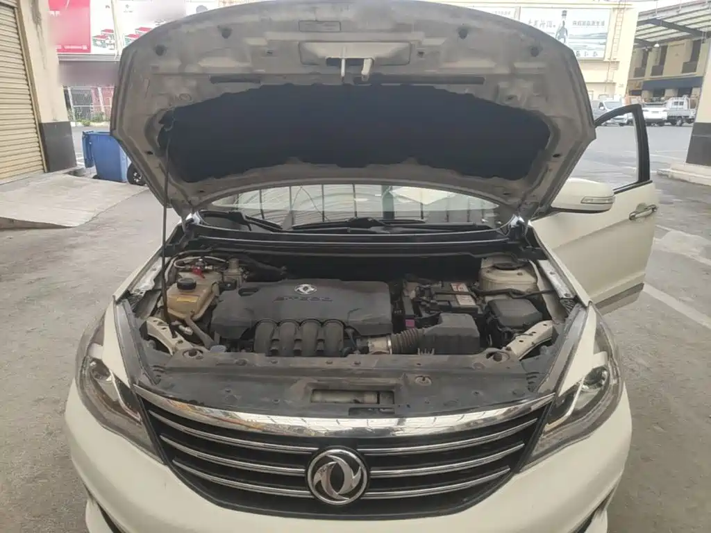 Dongfeng Fengshen A60 2016 — фото 20