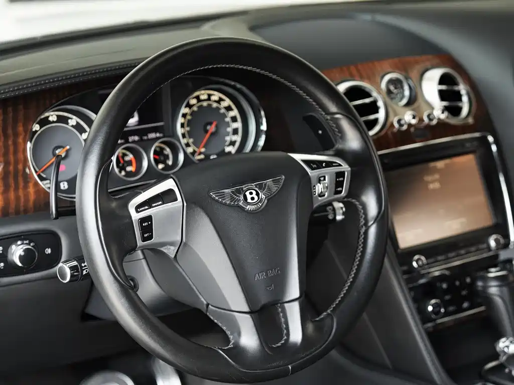 Bentley Continental 2013 — фото 6