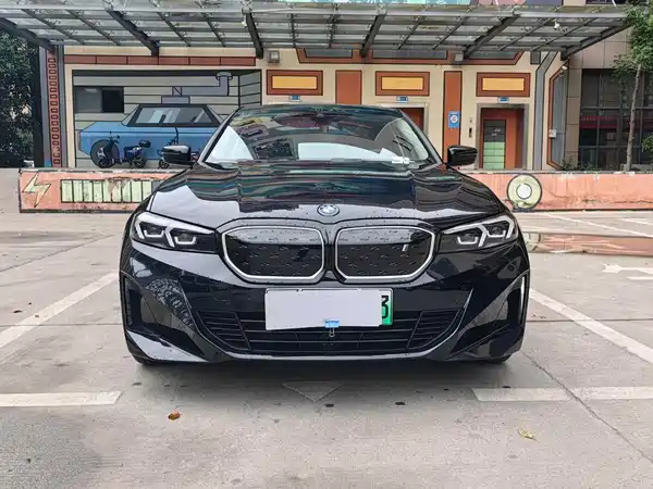 BMW i3 2024