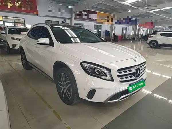 Mercedes-Benz GLA 2017