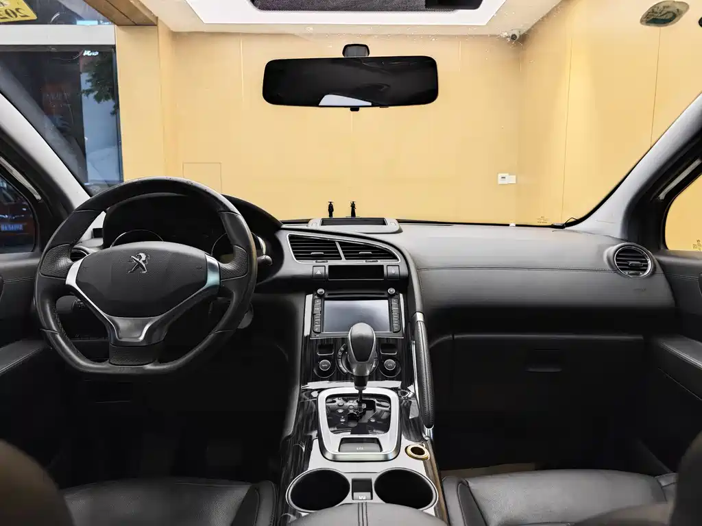 Peugeot 3008 2015 — фото 20