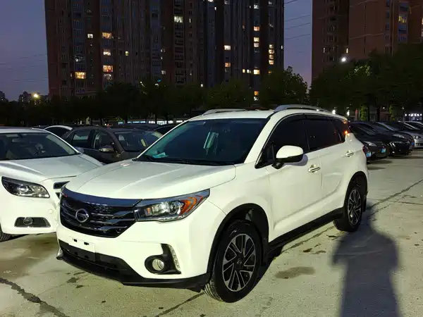 GAC Trumpchi GS4 2017