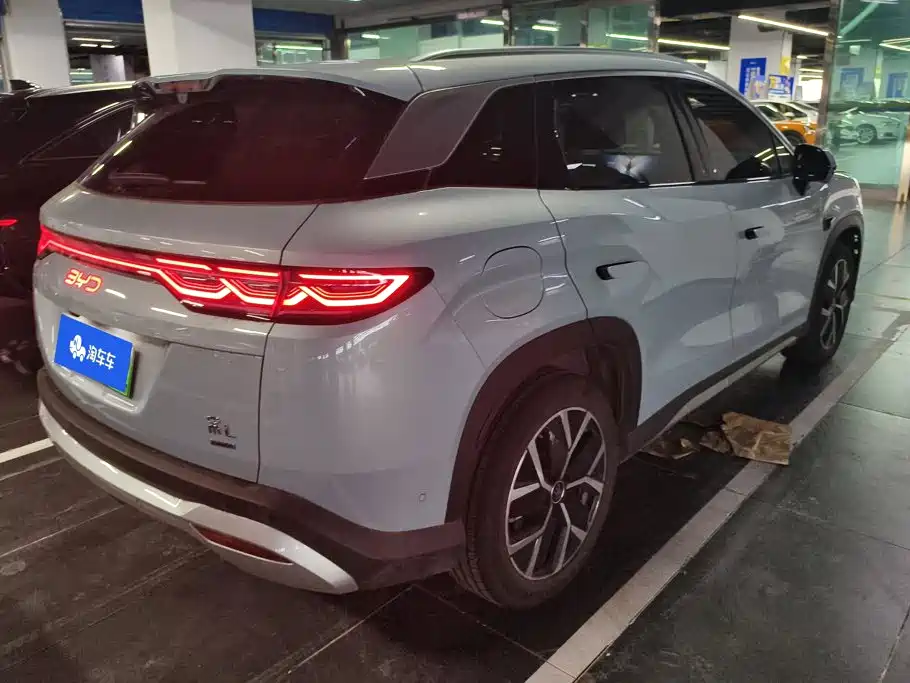 BYD Song L DM-i 2025 — фото 3