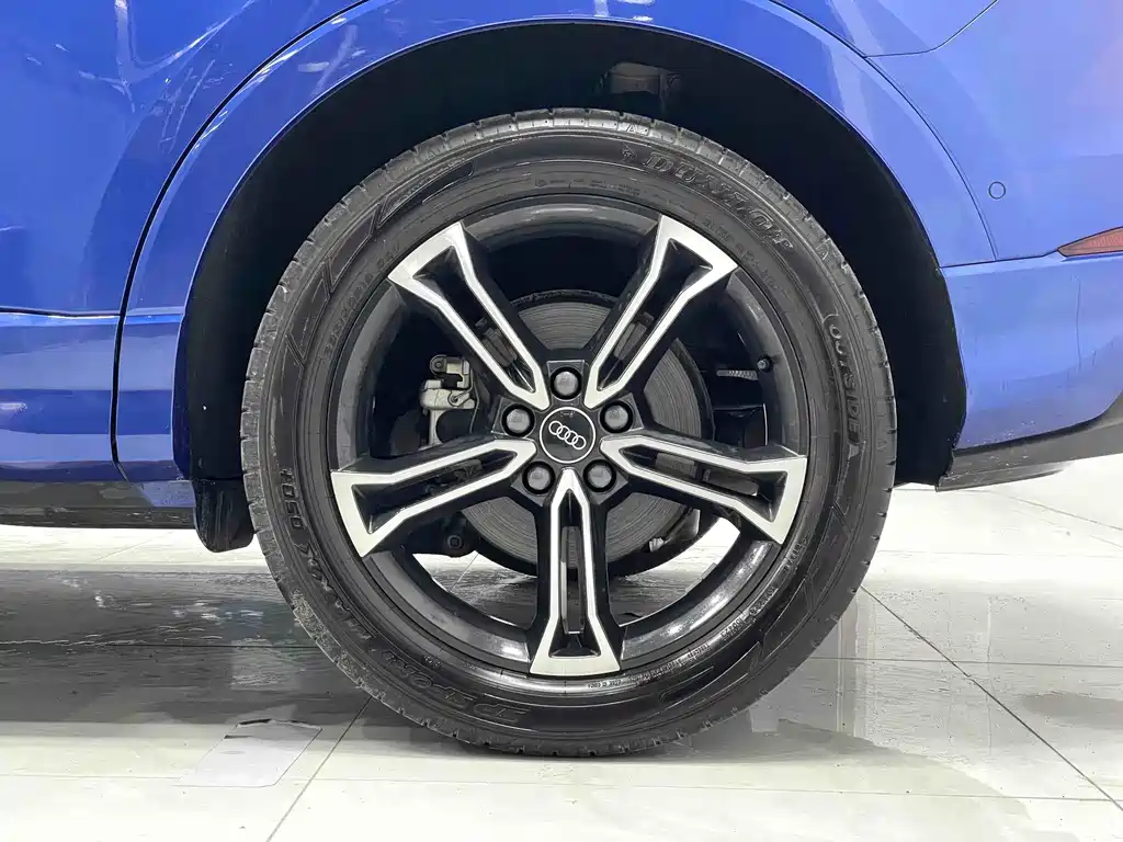 Audi Q3 2023 — фото 13