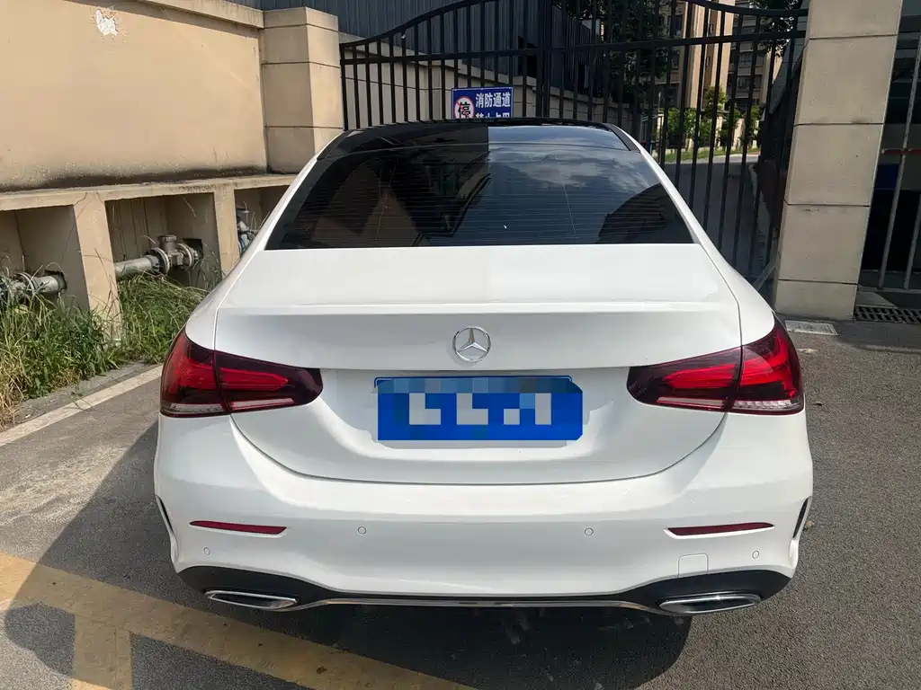 Mercedes-Benz A-Class 2020 — фото 3