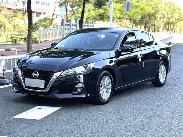 Nissan Teana 2022