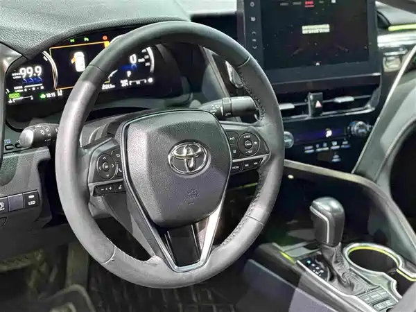 Toyota Camry 2022