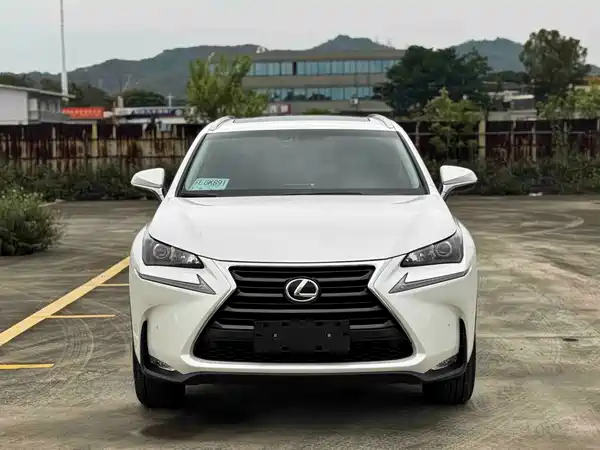 Lexus NX 2016