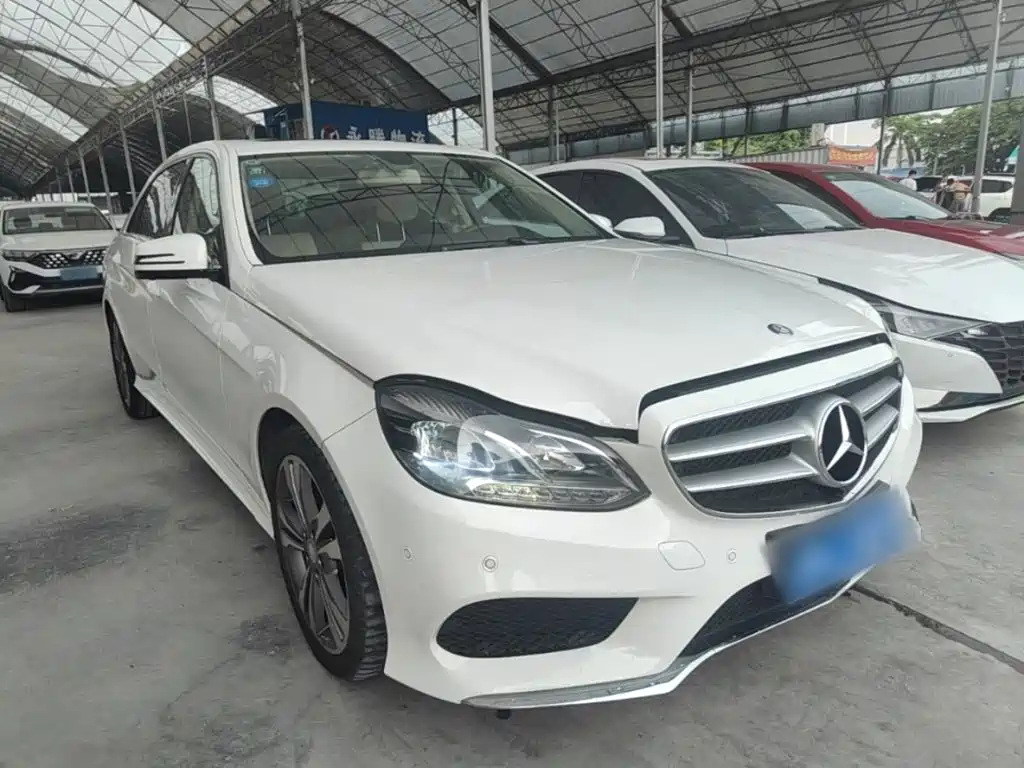 Mercedes-Benz E-Class 2015