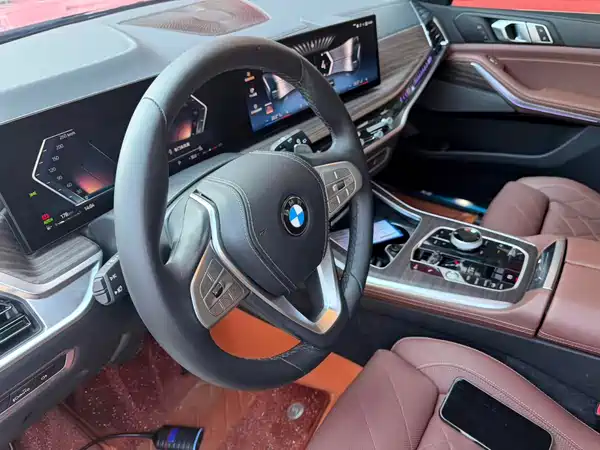 BMW X7 2025