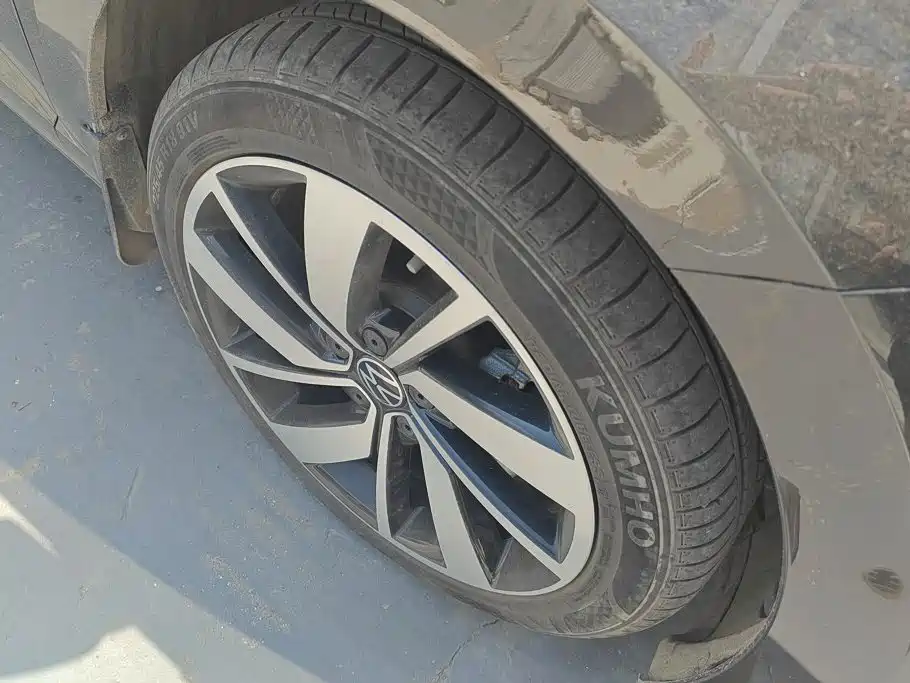 Volkswagen Sagitar 2024
