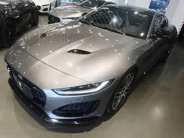 Jaguar F-TYPE 2020