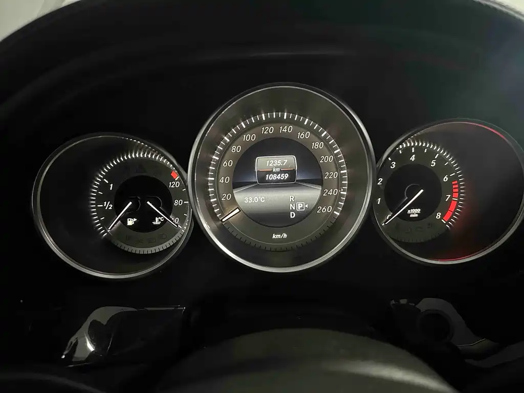Mercedes-Benz CLS 2015 — фото 10