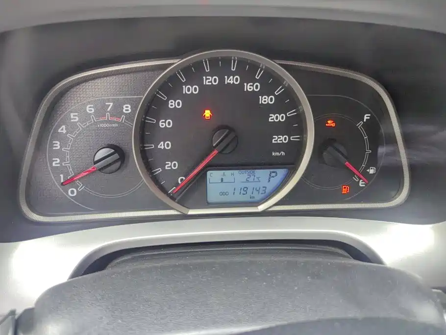 Toyota RAV4 2016 — фото 14