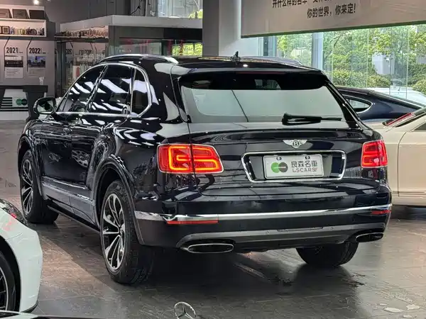 Bentley Bentayga 2016