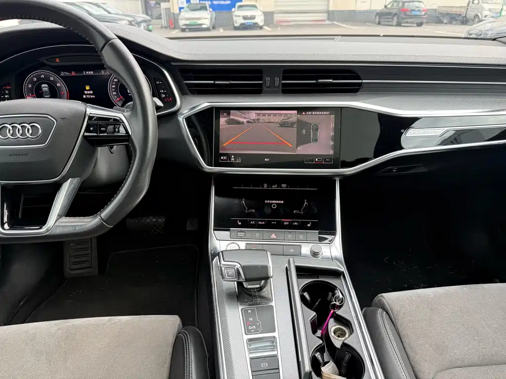 Audi A6L 2019 — фото 6