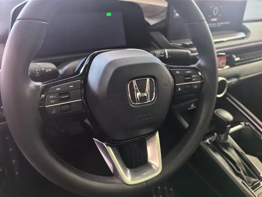Honda Accord 2024 — фото 15