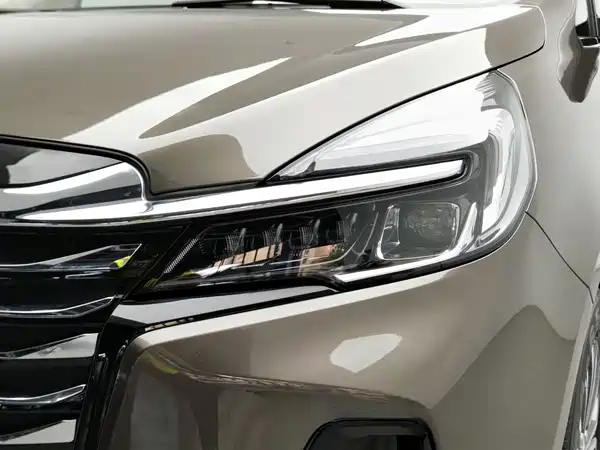 Buick GL8 2025