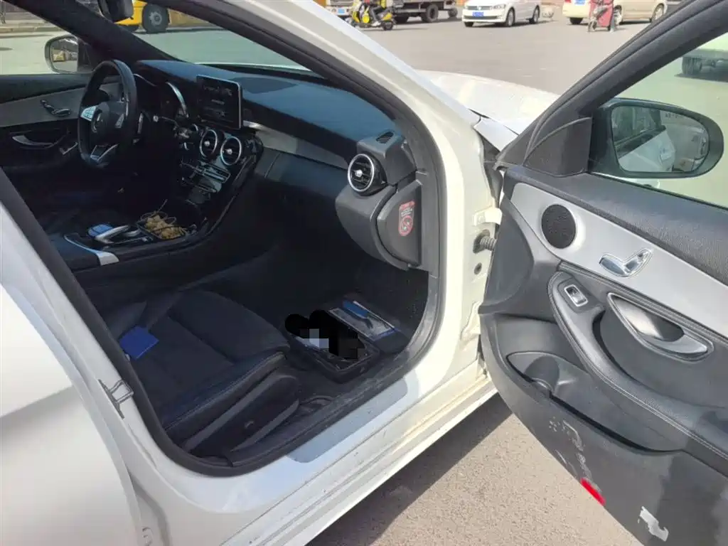Mercedes-Benz C-Class 2017 — фото 20