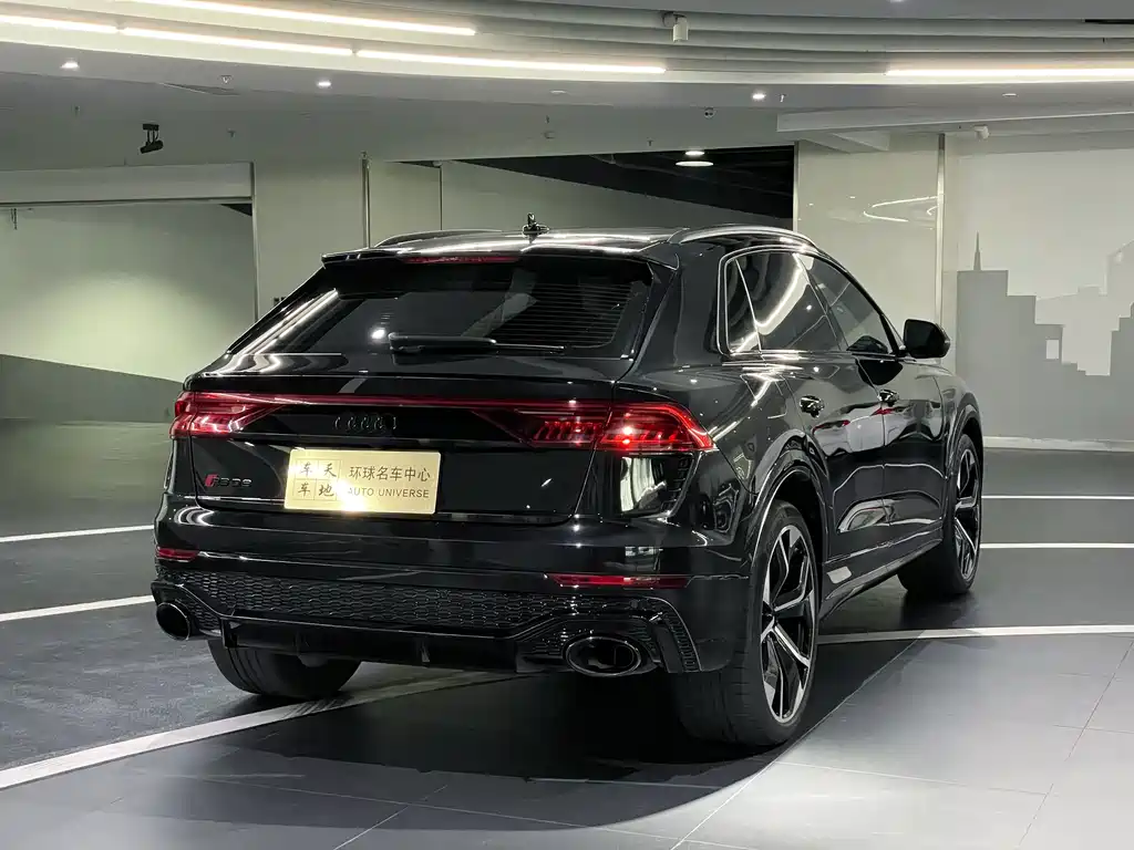 Audi RS Q8 2022 — фото 20