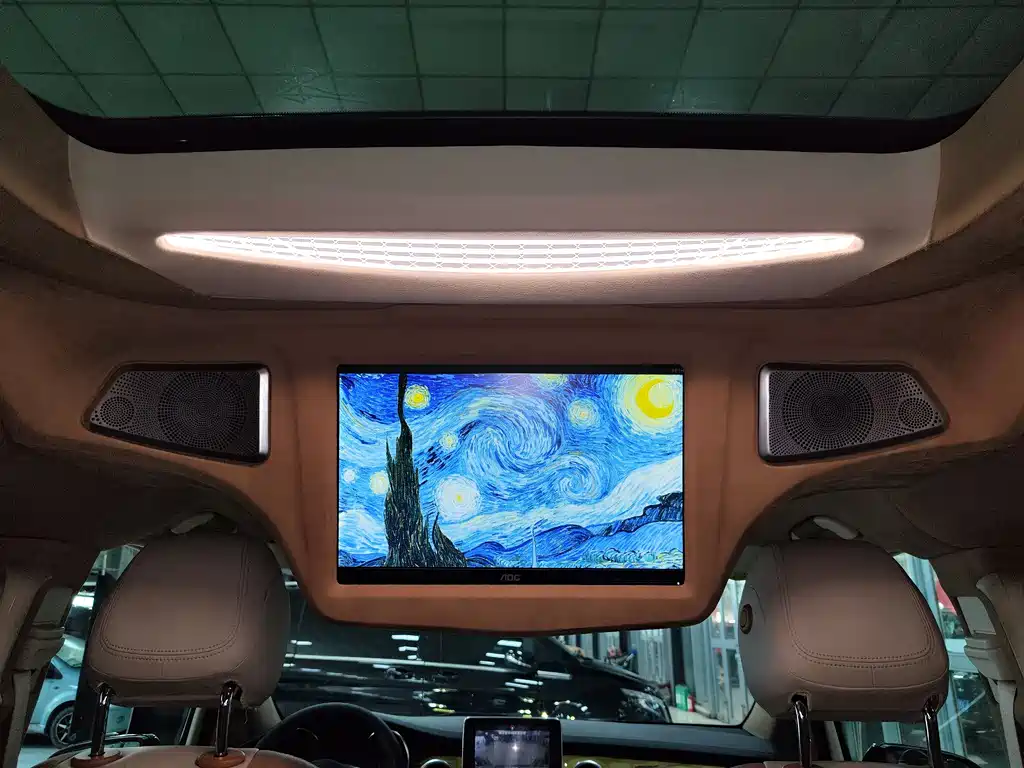 Mercedes-Benz V-Class 2020 — фото 23