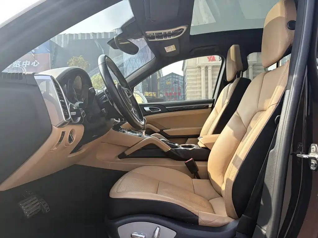 Porsche Cayenne Hybrid 2017 — фото 4