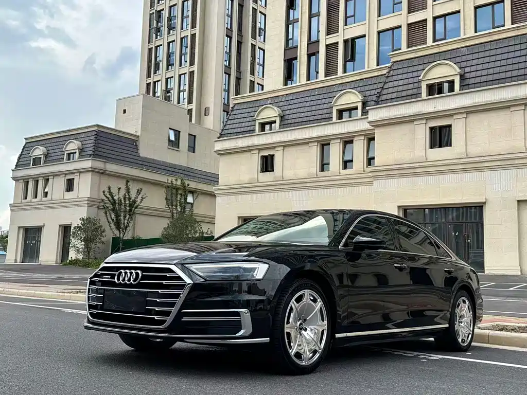 Audi A8 2022