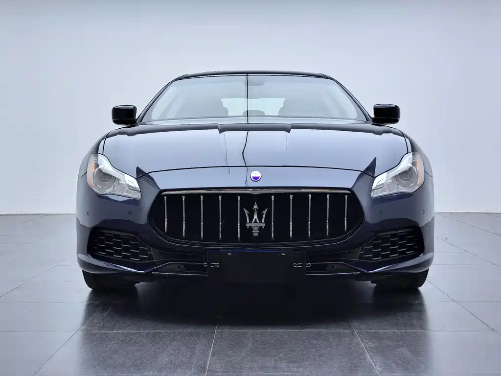 Maserati Quattroporte 2015 — фото 2