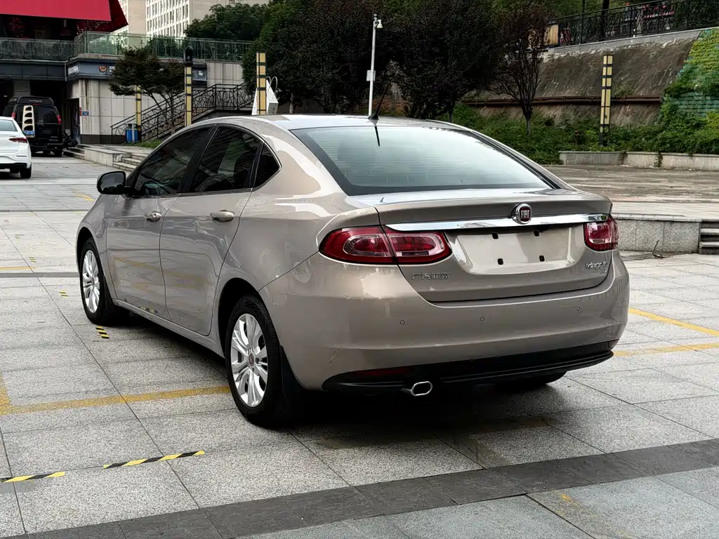 Fiat Viaggio 2016