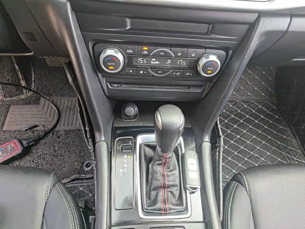 Mazda 3 Angkesela 2017 — фото 14