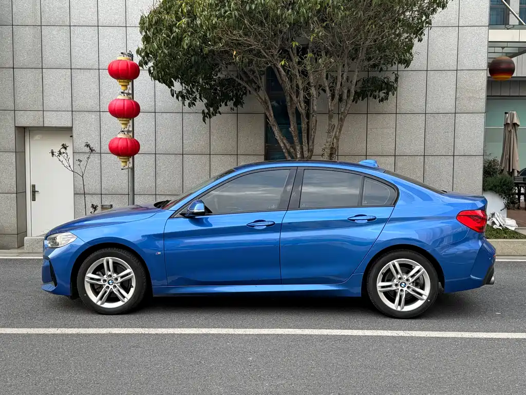 BMW 1 Series 2019 — фото 4