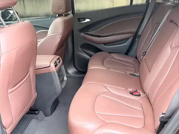 Buick Envision Plus 2021